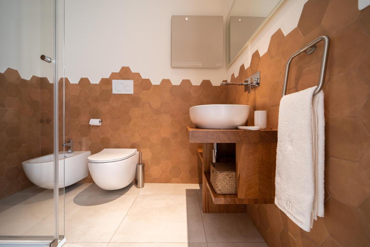 Dimora Manfredo Eco B&B Luxury サン・ニコーラ・アルチェッラ エクステリア 写真