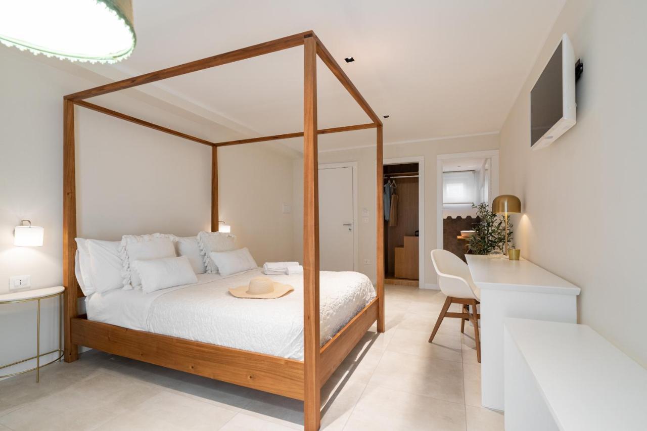 Dimora Manfredo Eco B&B Luxury サン・ニコーラ・アルチェッラ エクステリア 写真